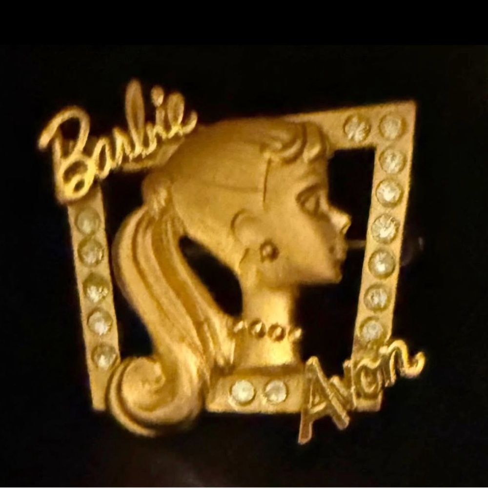 Avon Vintage Gold Barbie Silhouette Brooch